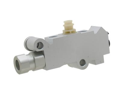 XINJIN Brake Proportioning Valve  PV4A Factory Manufacturer price  For TOYOTA   HILUX