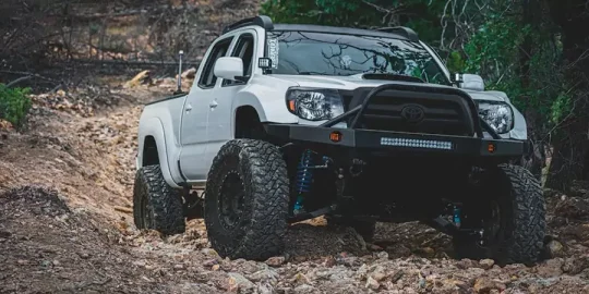 Limited Slip vs Locking Differential